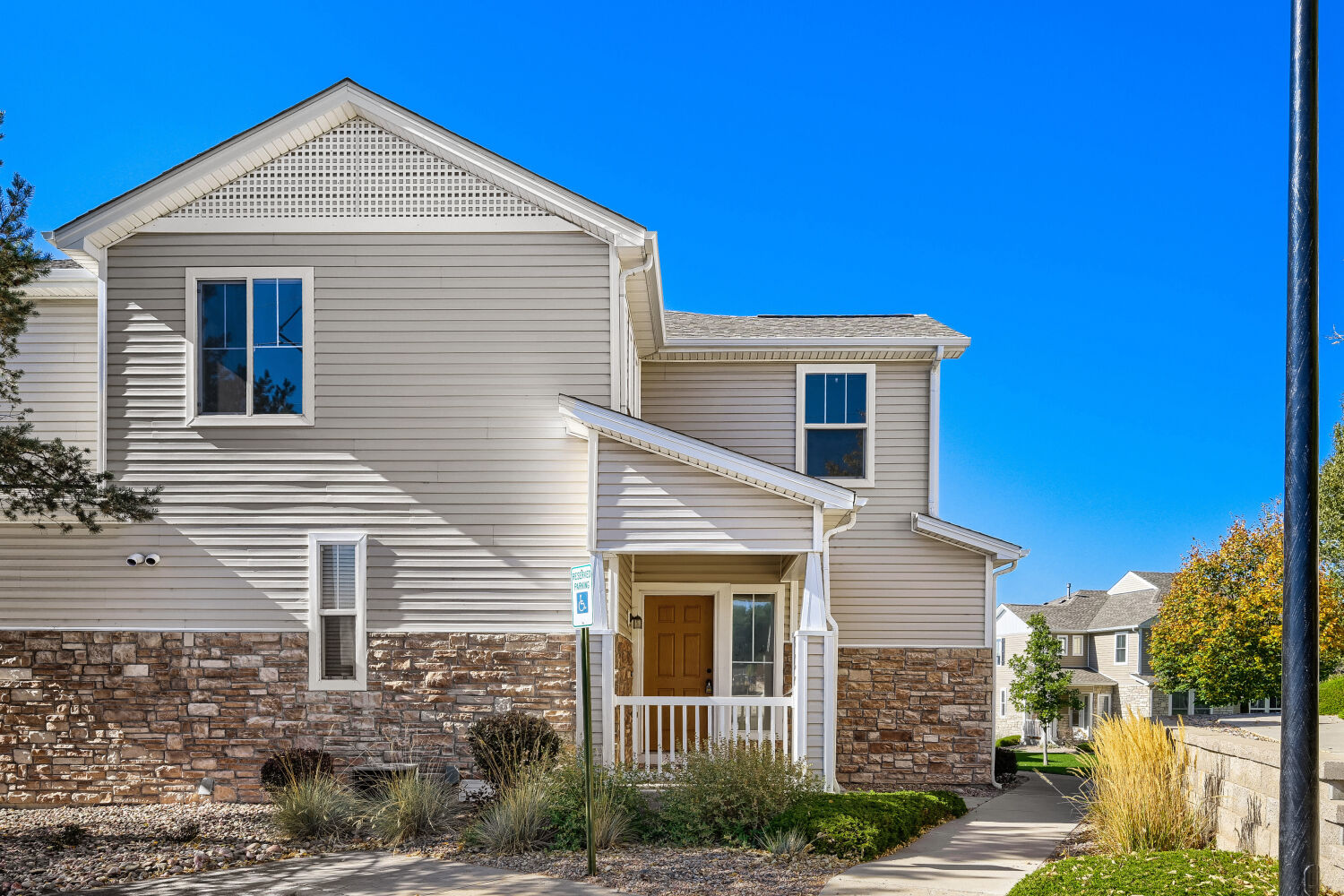 1633 Reilly Grove - 1