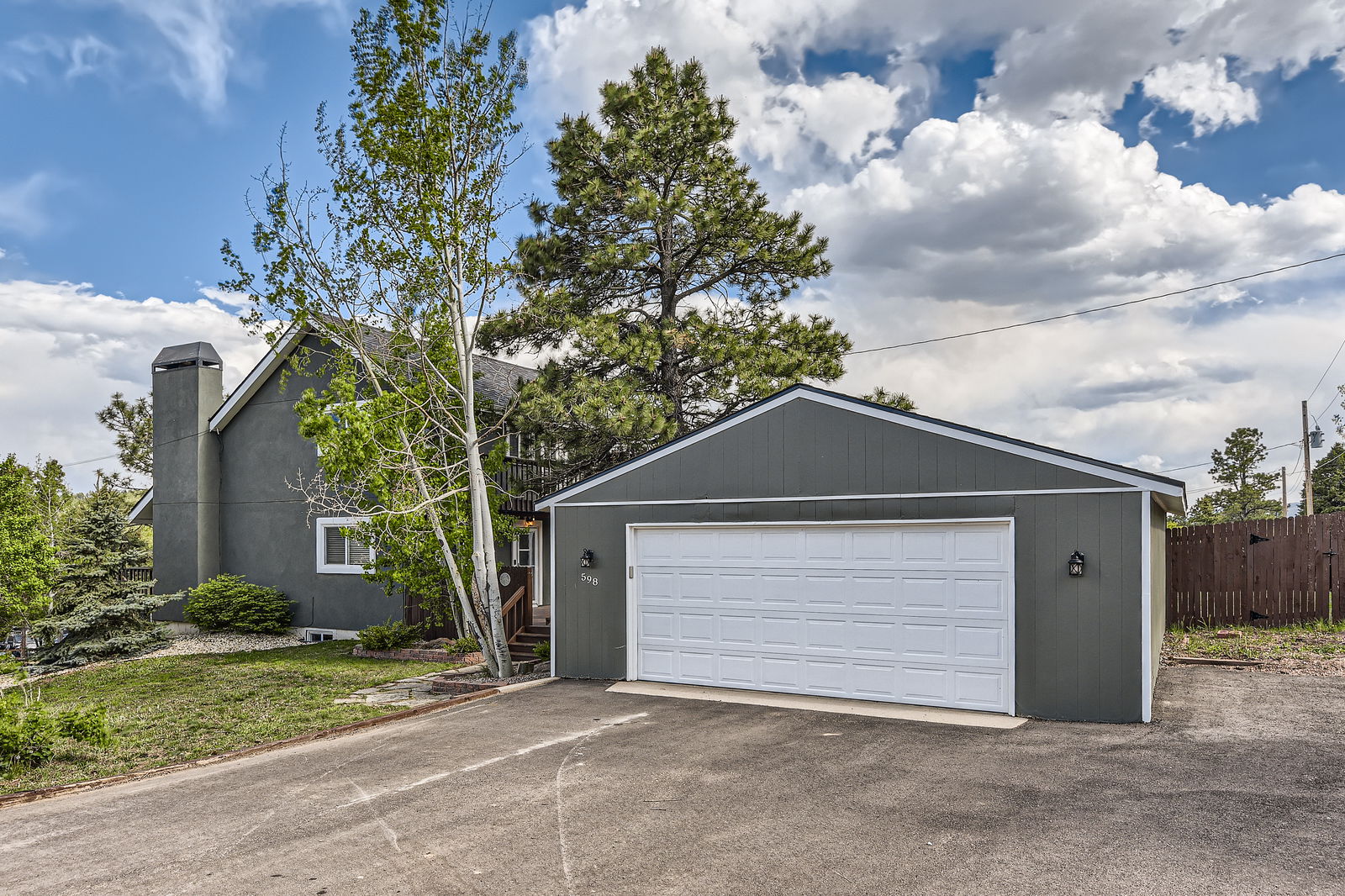 598 El Paso Road