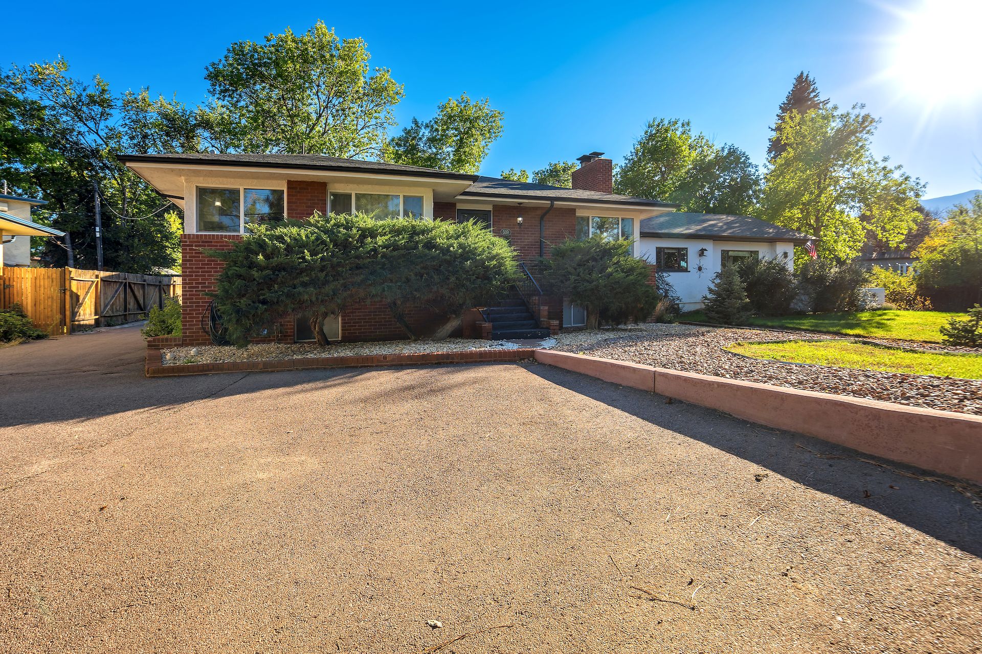 509 Ridgewood Avenue