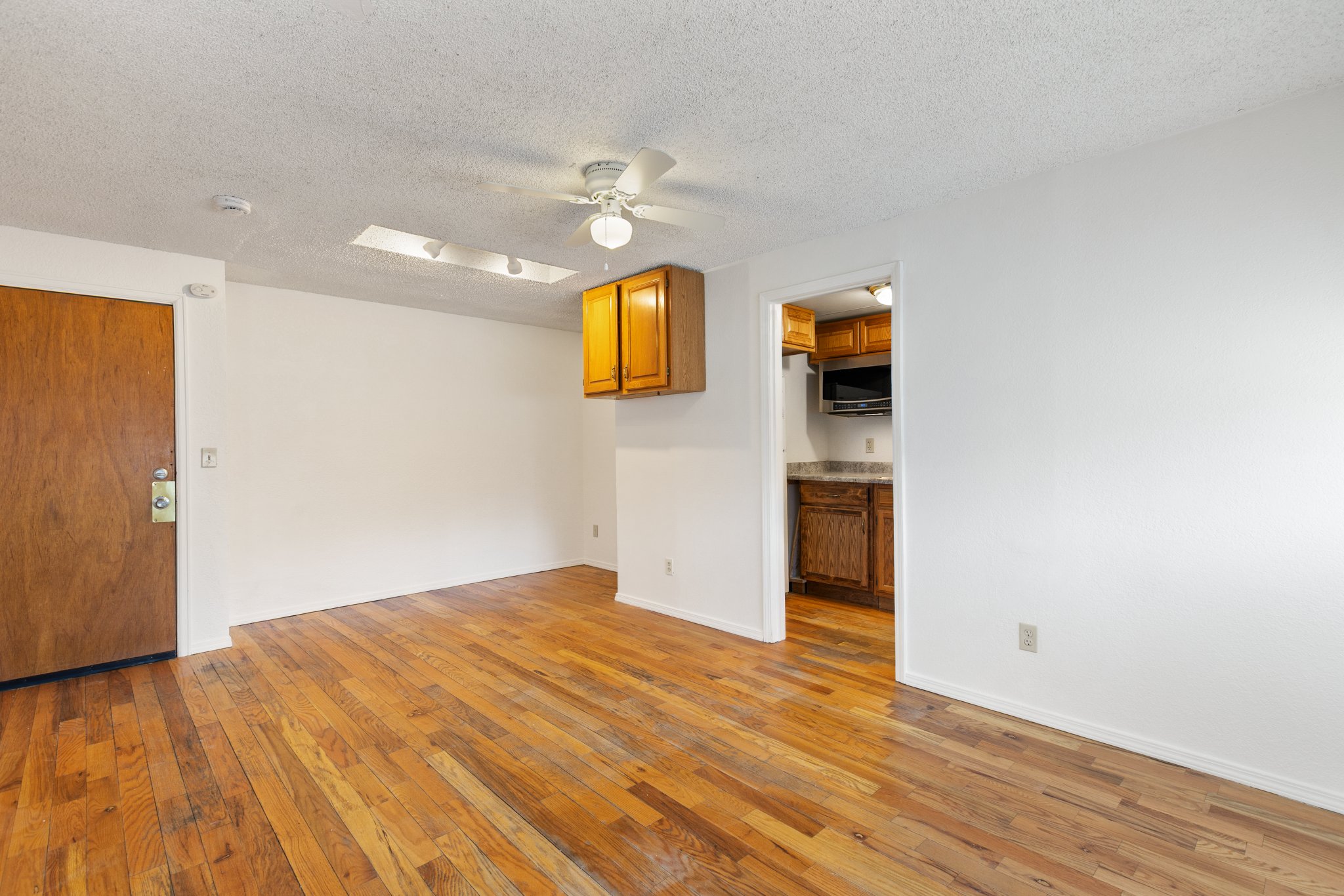 2529 West Vermijo Avenue - B
