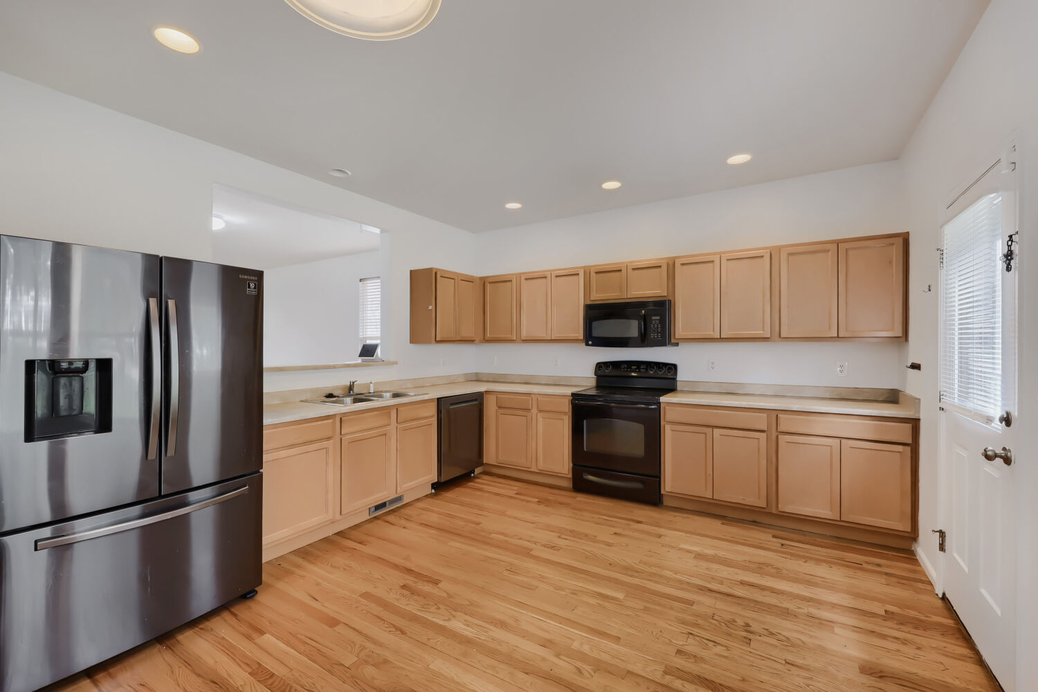 Property thumbnail image
